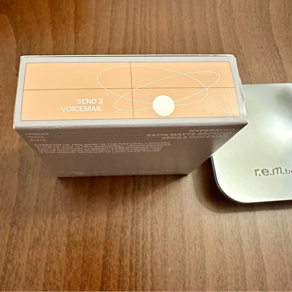 r.e.m. Beauty Hypernova Satin Matte Bronzer Send 2 Voicemail NIB